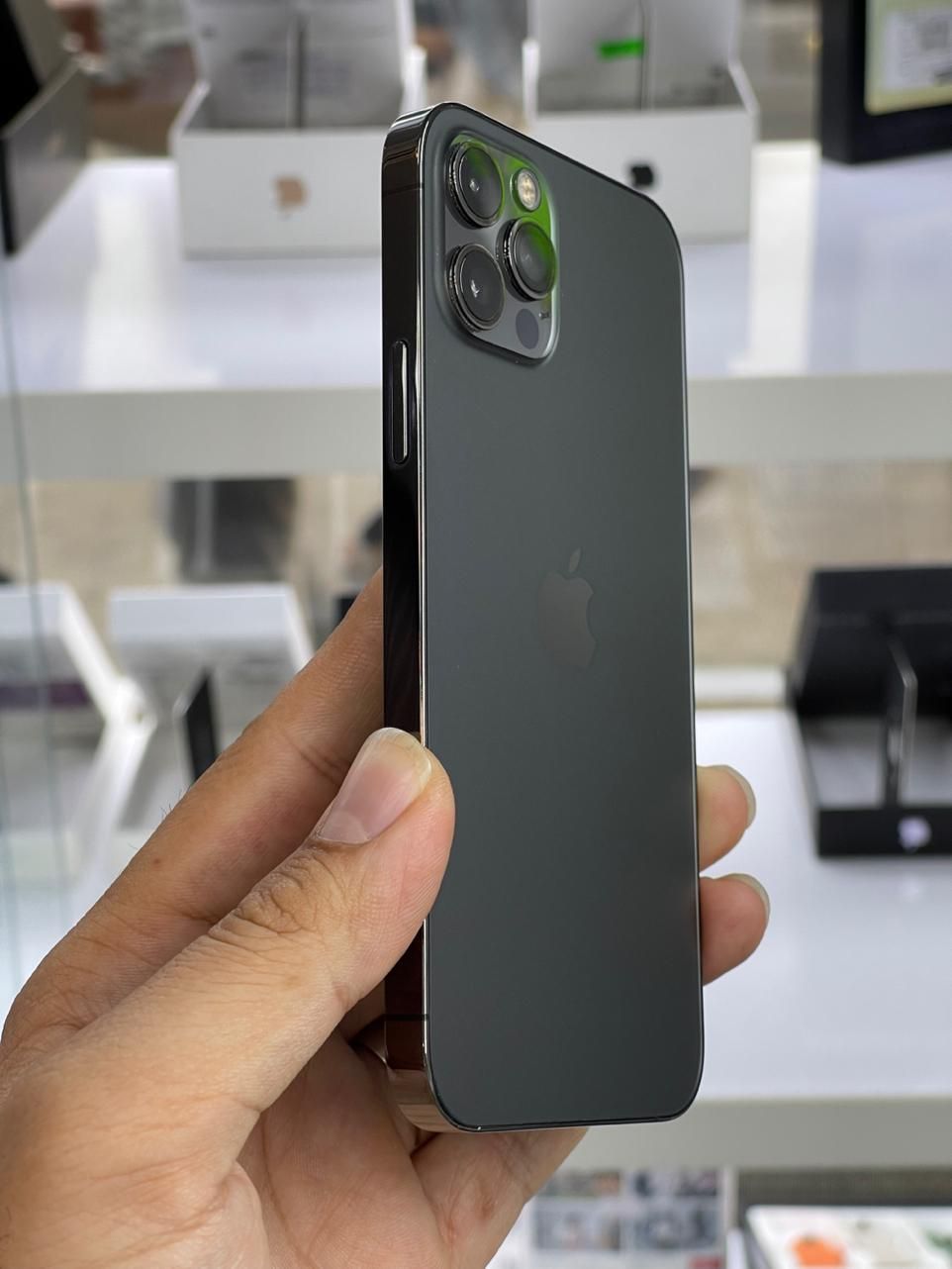 اپل iPhone 12 Pro با حافظهٔ ۱۲۸ گیگابایت|موبایل|پرند, |دیوار