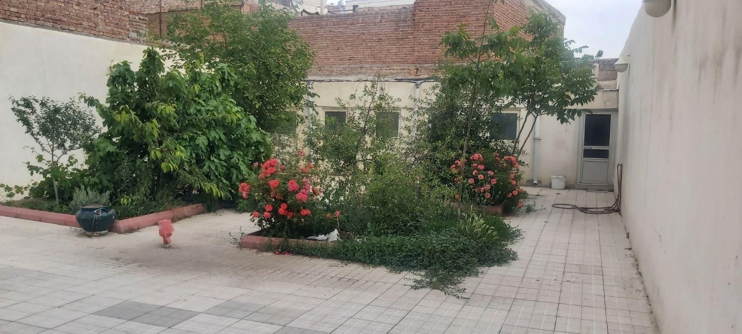 فروش دو  آپارتمان  ۱۲۵ متری دو کله ۲خوابه و ۱خوابه|فروش آپارتمان|آذرشهر, |دیوار