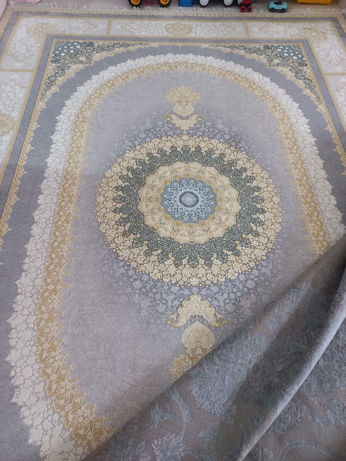 سه تخته فرش نه متری کاملا سالم|فرش|رباط‌کریم, |دیوار