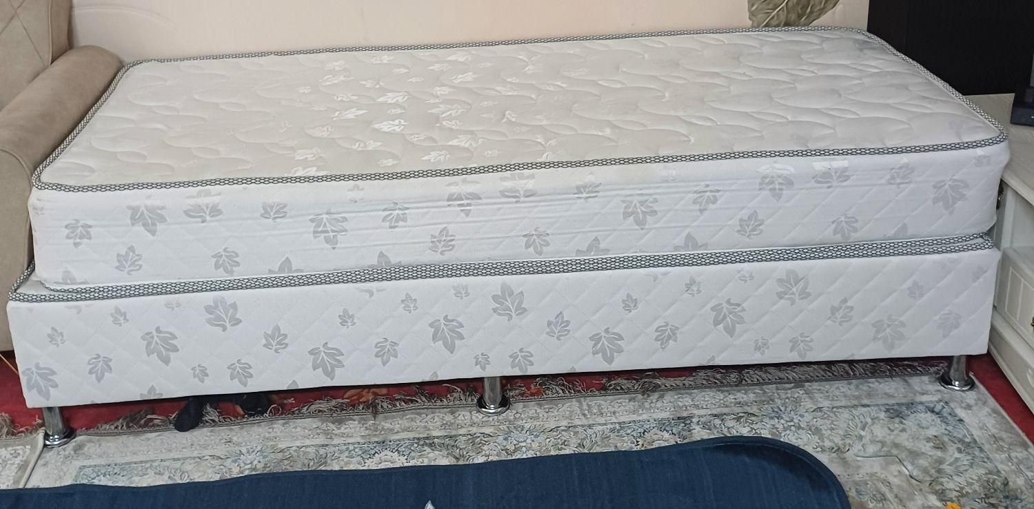 تخت خاب یکنفره کاملانو،استفاده نشده|تخت و سرویس خواب|تهران, بلورسازی|دیوار