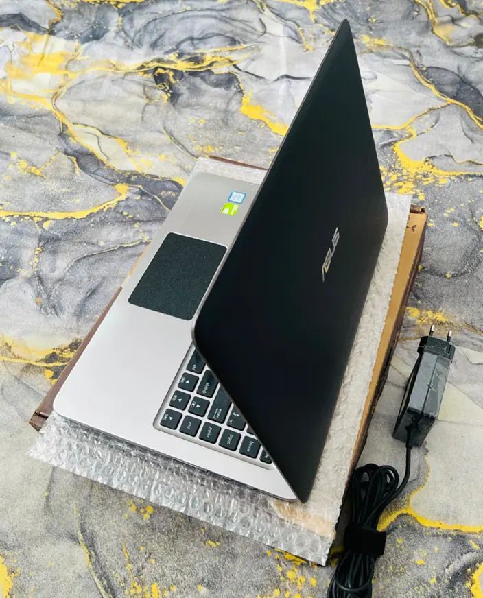 ایسوس i5-7200U نسل۷ / هارد ssd / گرافیک جیفورس|رایانه همراه|تهران, سجاد|دیوار