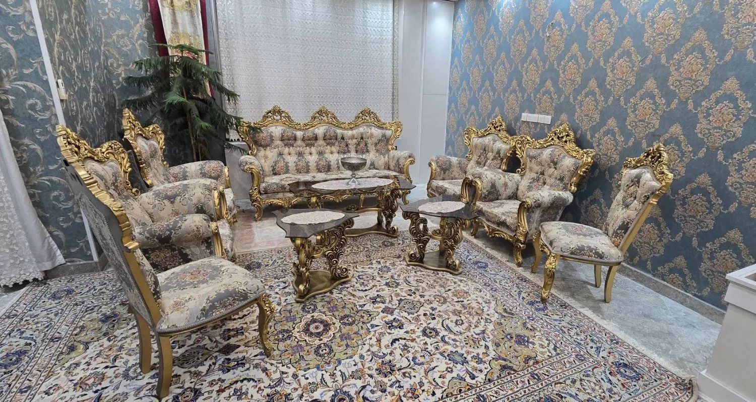 مبلمان و میز نهار خوری سلطنتی تاج دار مناسب جهیزیه|مبلمان خانگی و میز عسلی|تهران, دریا|دیوار