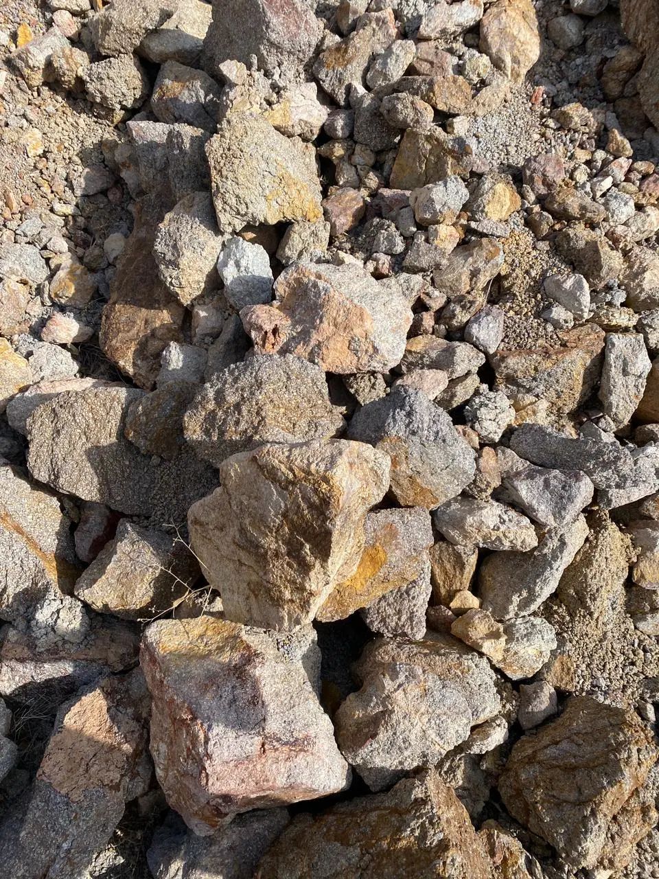 فروش معدن مس وسنگ ۵۰۰میلیاردتومان نقد وتهاتر|فروش دفتر صنعتی، کشاورزی، تجاری|تبریز, |دیوار