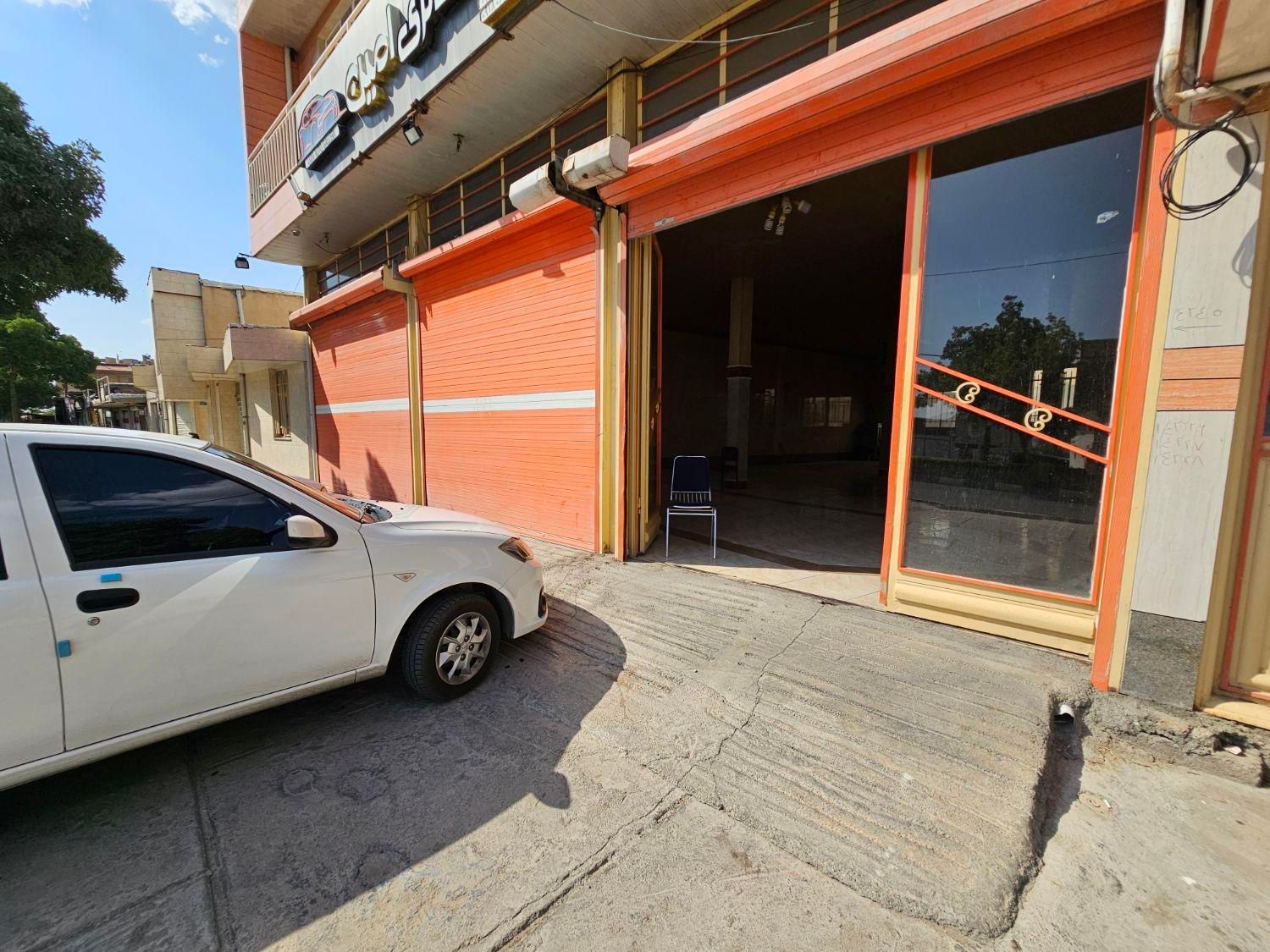 رهن و کرایه ملک تجاری در صحنه|اجارهٔ مغازه و غرفه|صحنه, |دیوار