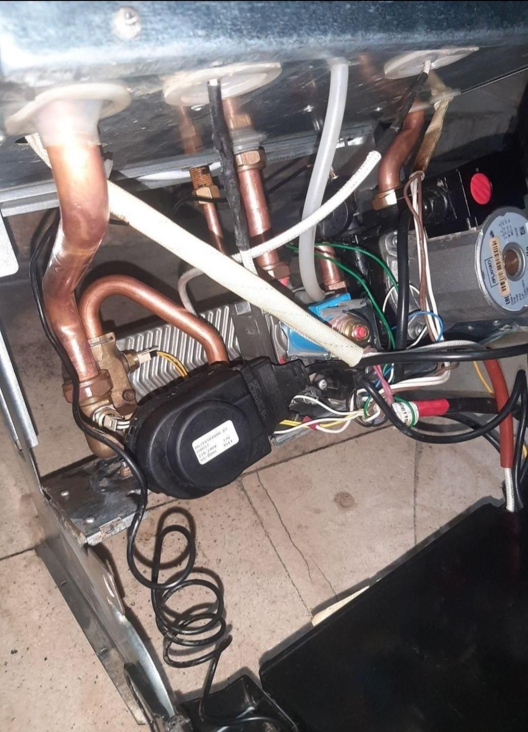 تعمیرات تخصصی پکیج حسینی|خدمات پیشه و مهارت|سقز, |دیوار