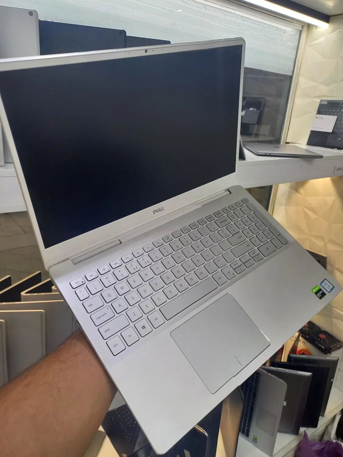 لپتاپ دست دوم Dell inspiron|رایانه همراه|اصفهان, باغ زرشک|دیوار