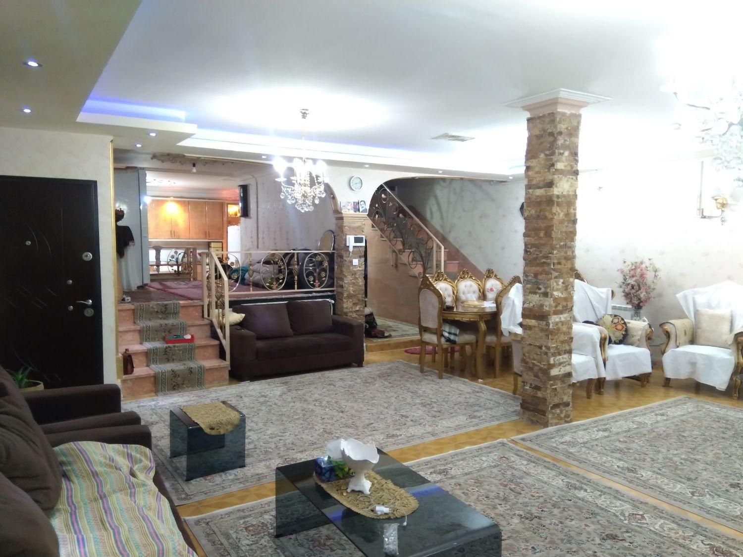 ۲۴۰ متر دوبلکس دوطبقه چهارخواب عبور مجزا ( بهاران)|فروش آپارتمان|سنندج, |دیوار