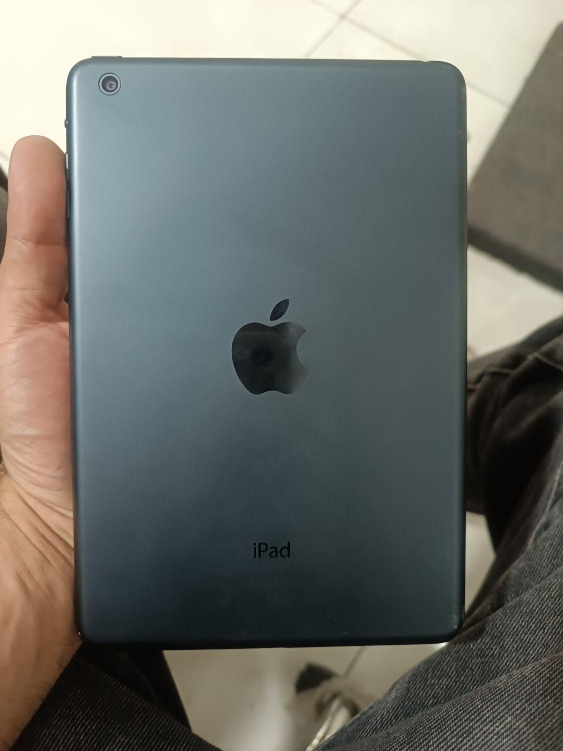 ipad|تبلت|کرج, مارلیک|دیوار