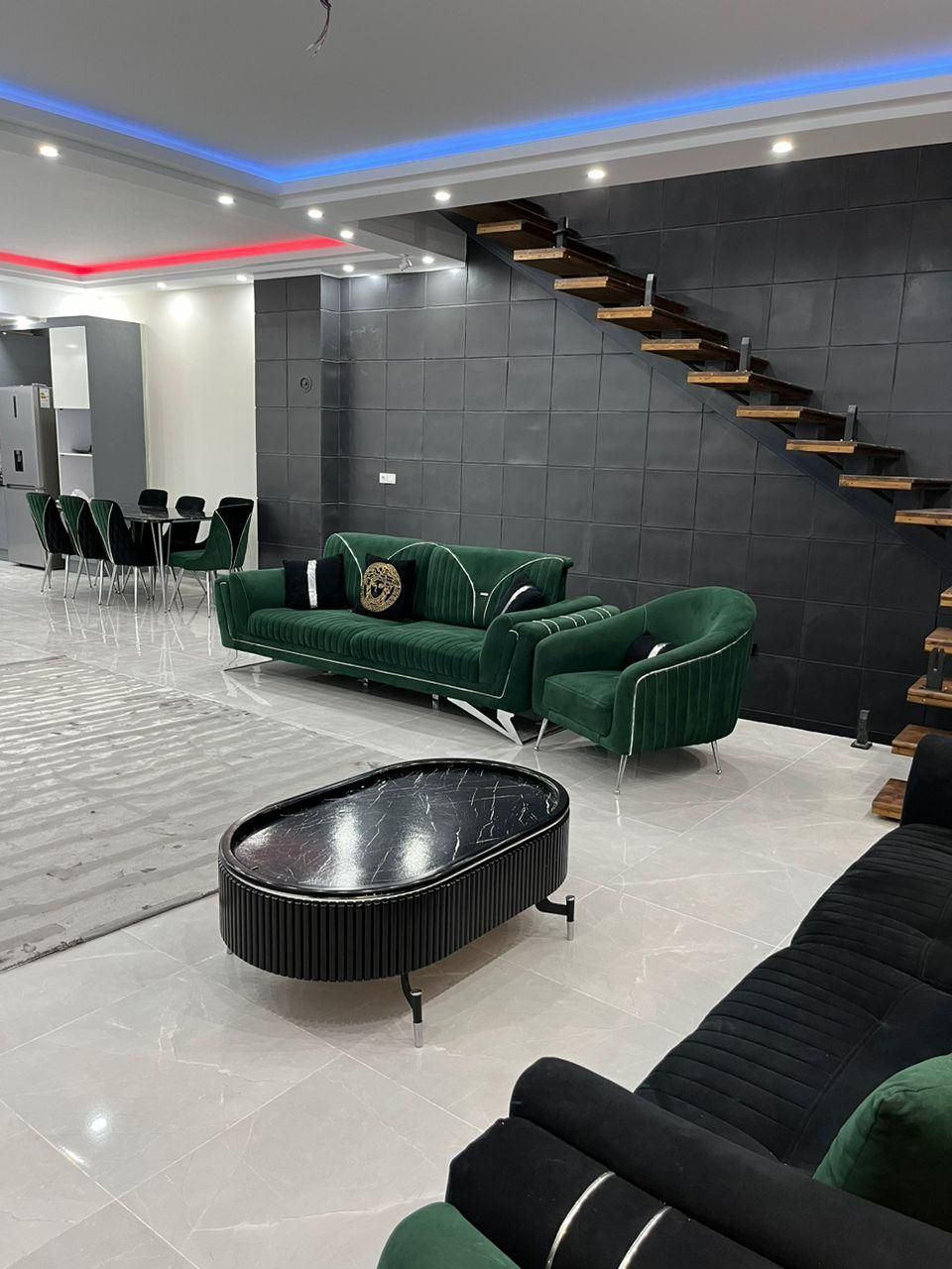 اجاره ویلا استخردار دوبلکس مهراباد|اجارهٔ کوتاه‌مدت ویلا و باغ|تهران, بوستان سرخه حصار|دیوار