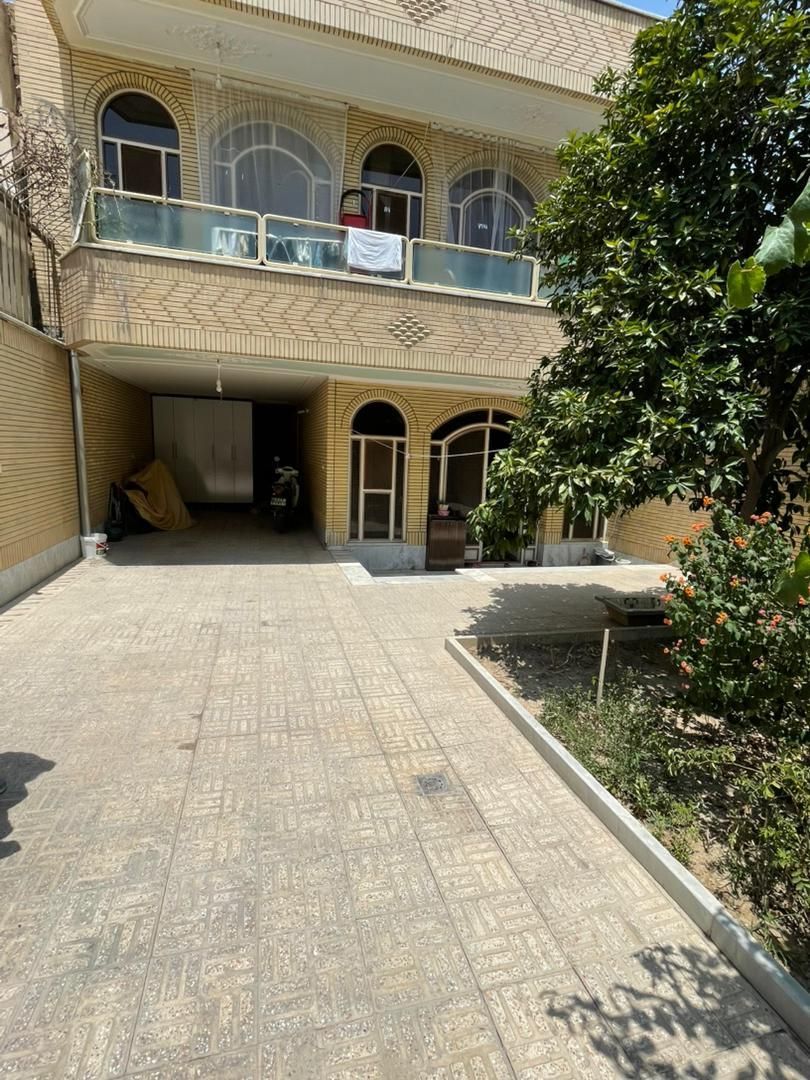 اجاره آپارتمان ۱۲۰متر/همکف/پارکینگ/تکخواب/خ جهاد|اجارهٔ آپارتمان|اصفهان, لنبان|دیوار