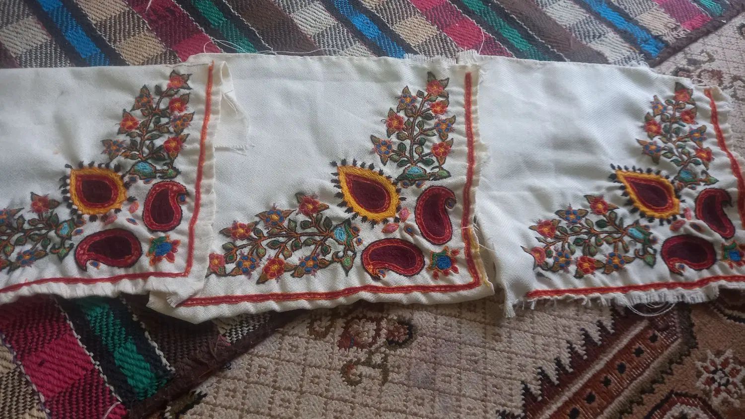 پته تو بوفه ای ودوخت پته به سلیقه شما تعدادی پته|صنایع دستی و سایر لوازم تزئینی|بم, |دیوار