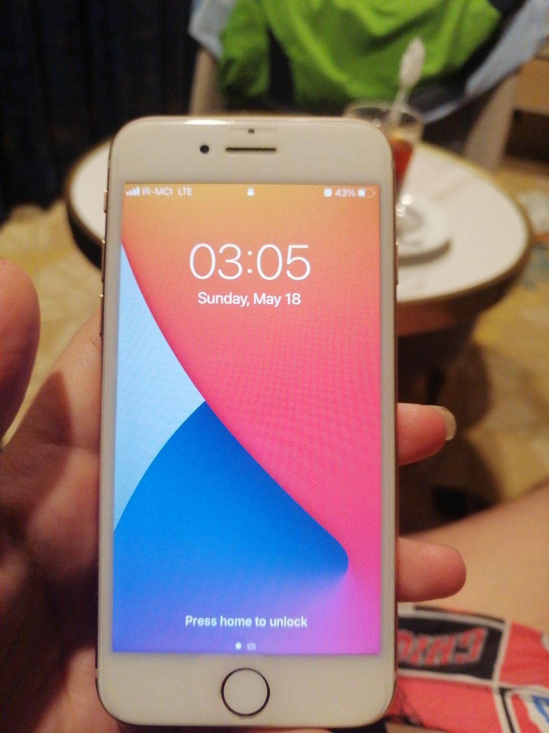 اپل iPhone 8 با حافظهٔ ۶۴ گیگابایت|موبایل|تهران, حشمتیه|دیوار