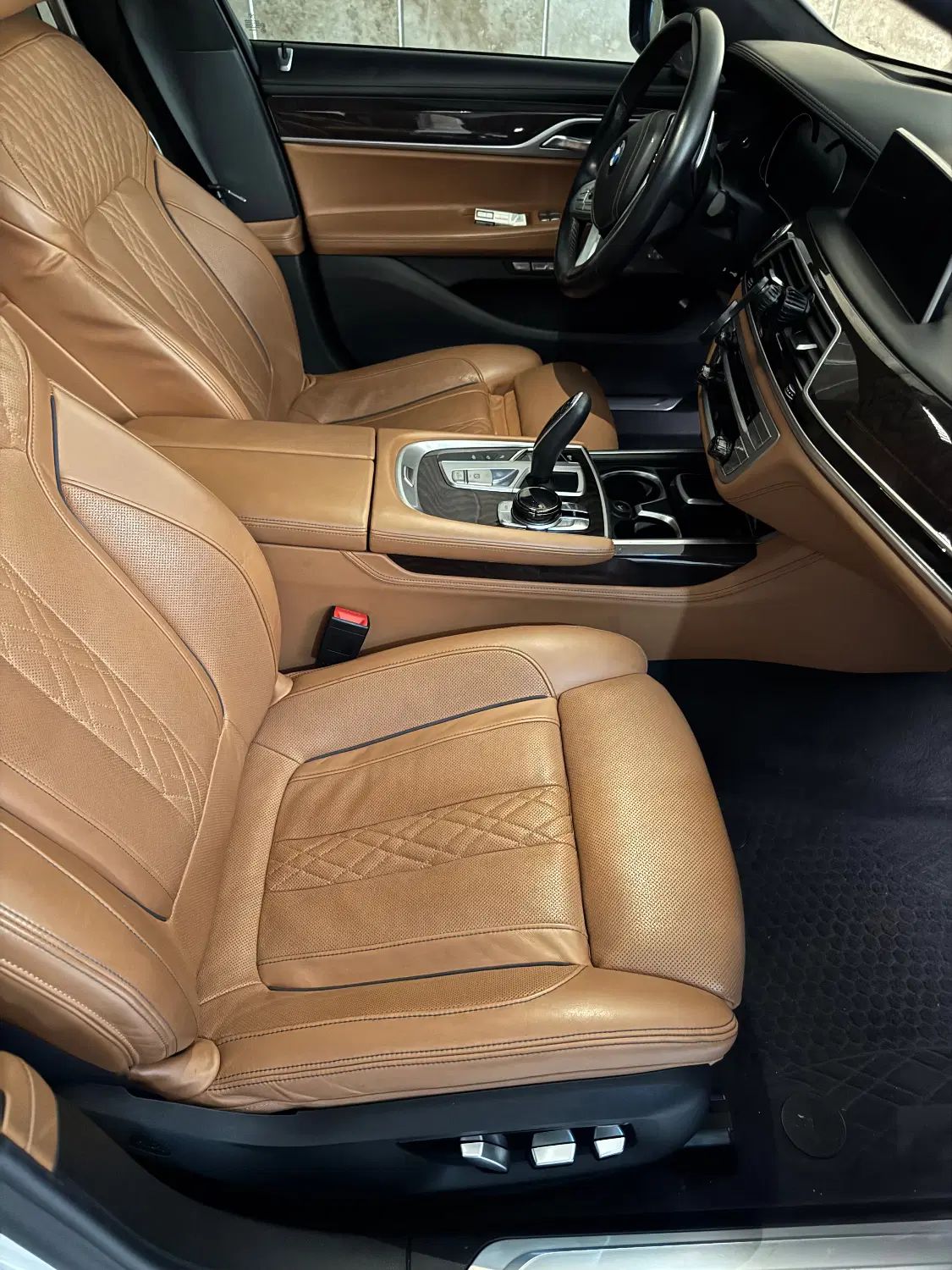 bmw 730i-VIP-2017 کم کارکرد - فول|خودرو سواری و وانت|تهران, قیطریه|دیوار