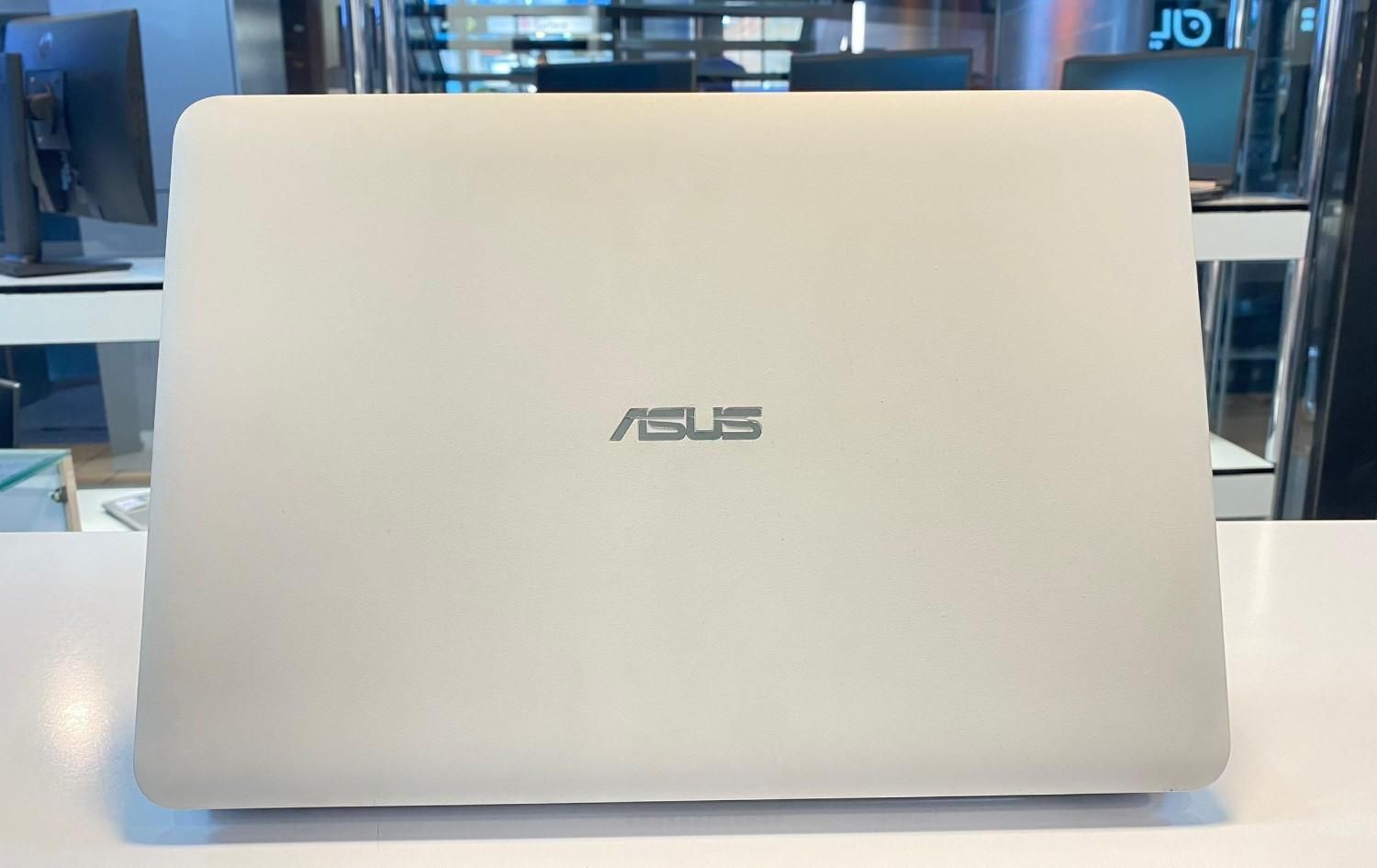 asus x556 سفید صدفی|رایانه همراه|شیراز, ملاصدرا|دیوار