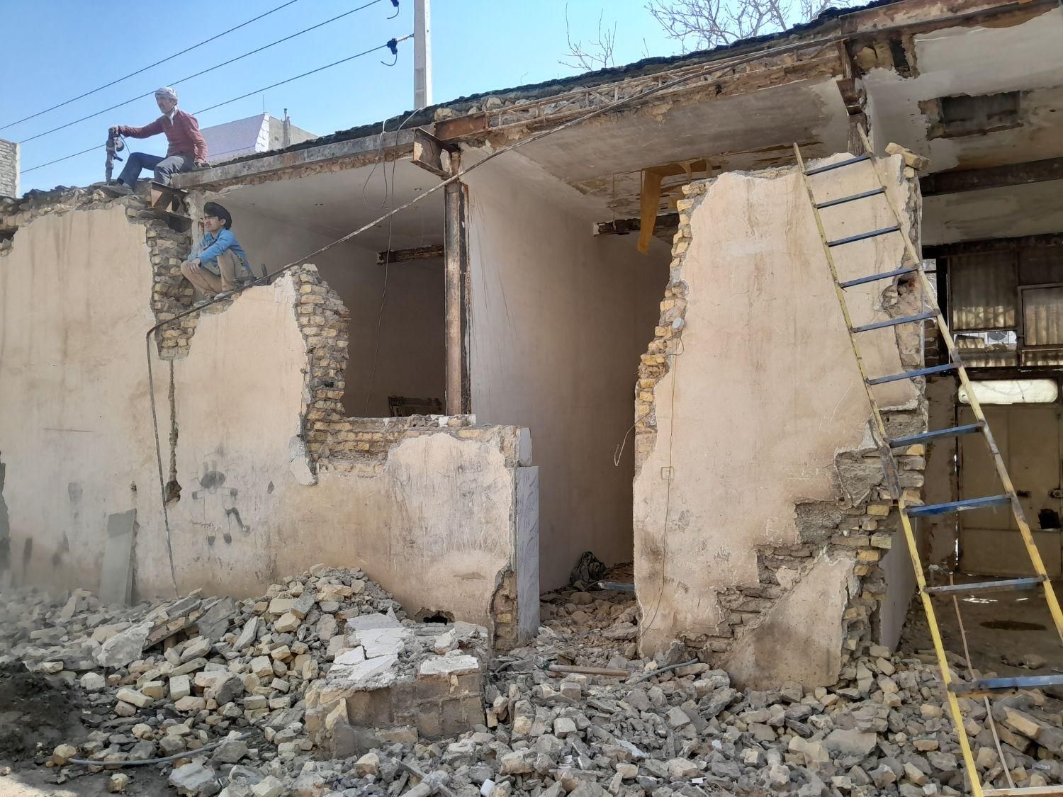 تخریب کار تخریب کلی و جزئی ساختمان کار بنای|خدمات پیشه و مهارت|مشهد, طلاب|دیوار