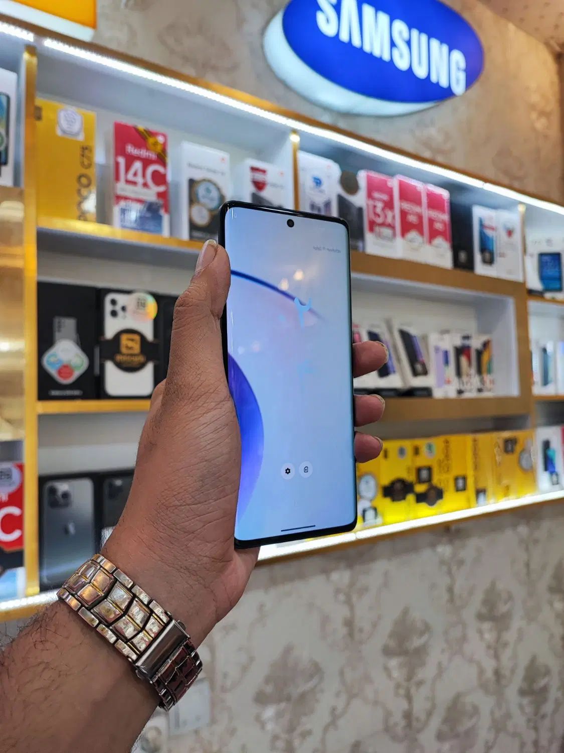 فیوژن۳۰ Motorola edge.نقد و اقساط|موبایل|مشهد, سید رضی|دیوار
