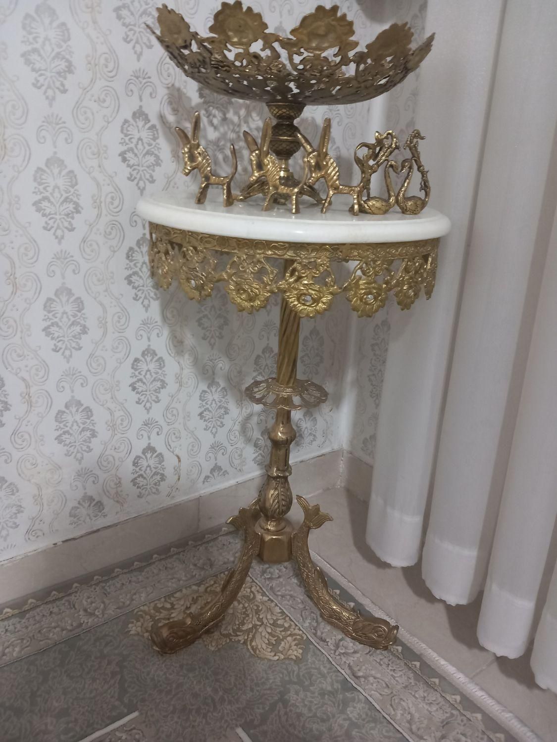 میز برنز|مبلمان خانگی و میز عسلی|همدان, |دیوار