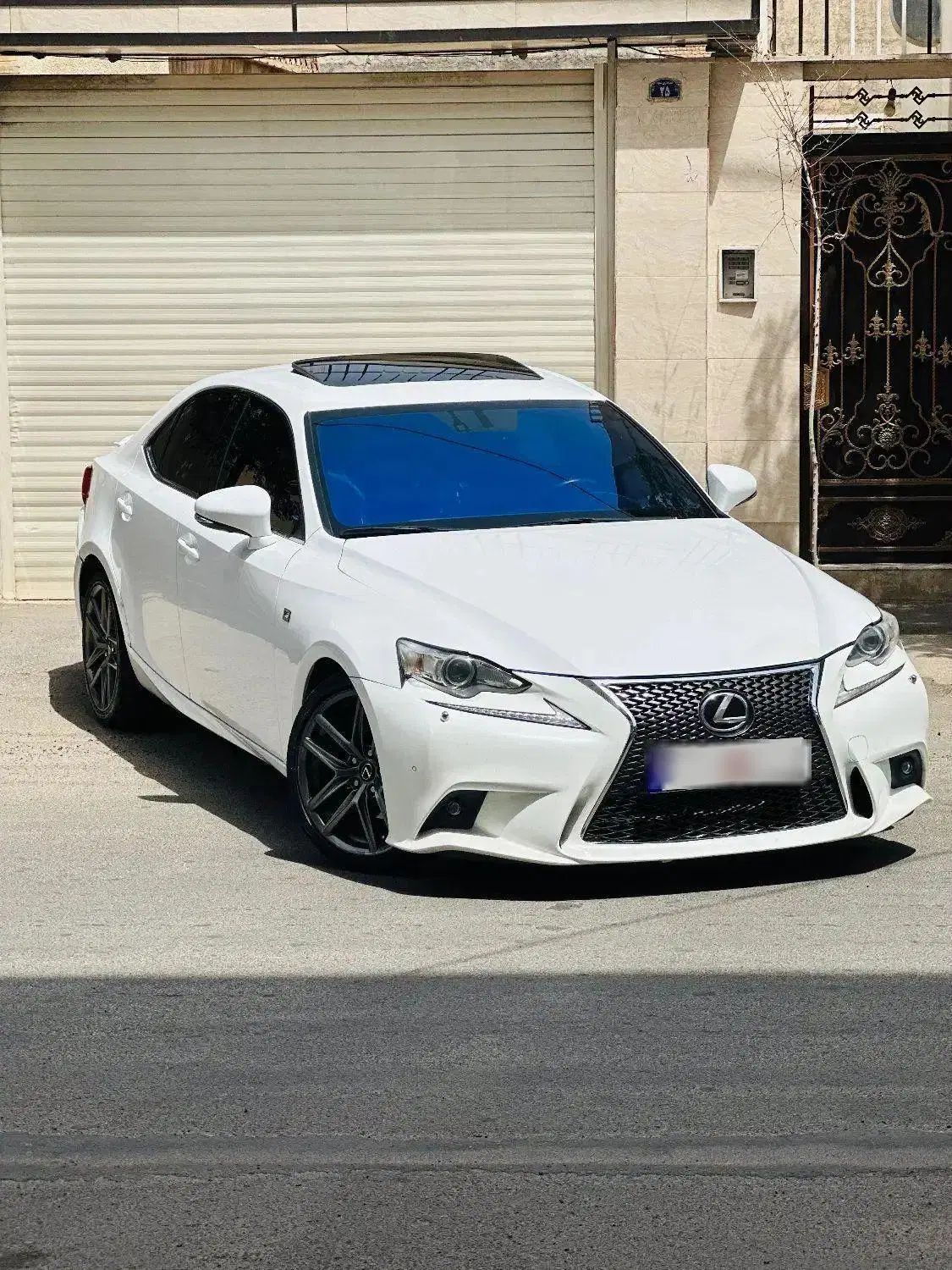 لکسوس is250 fsport|خودرو سواری و وانت|تهران, صادقیه|دیوار