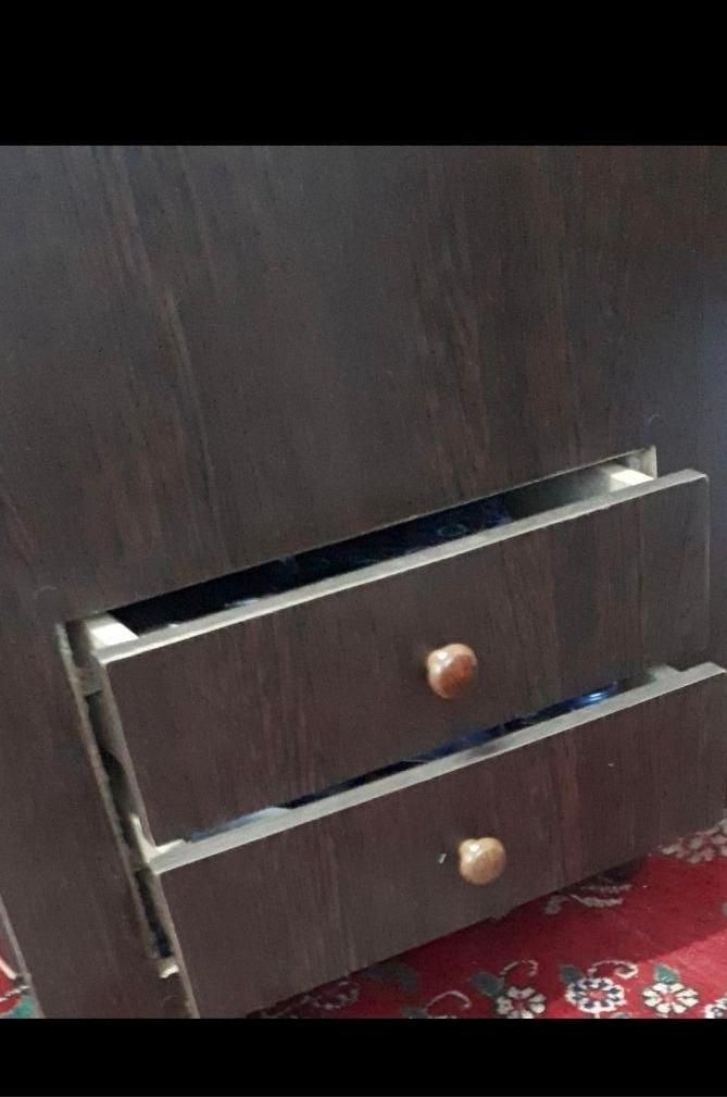 میز چرخ خیاطی|لوازم خیاطی و بافتنی|آستارا, |دیوار