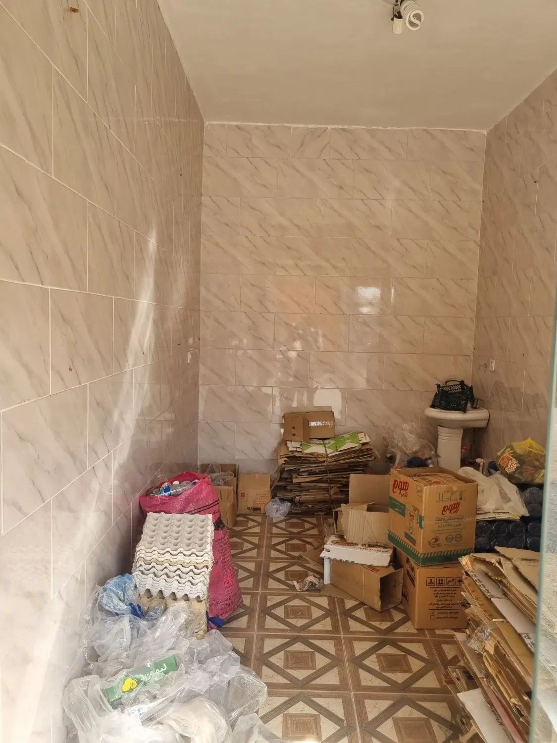 مغازه‌ ۱۰ متری|اجارهٔ مغازه و غرفه|رشت, پل تالشان|دیوار