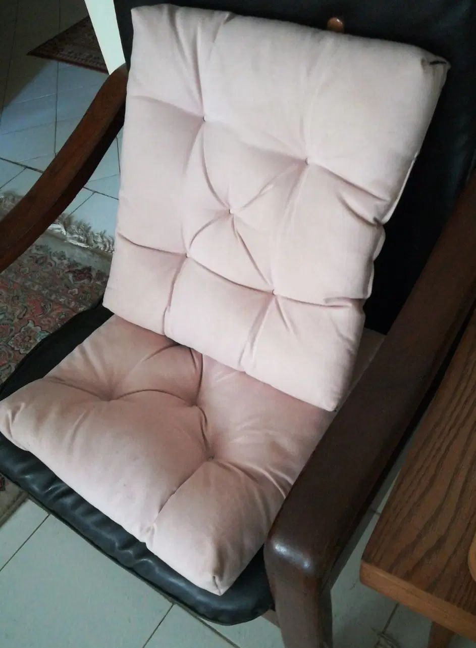 کوسن 40×40 رنگ کرم نسکافه ای|رختخواب، بالش، پتو|تهران, صادقیه|دیوار