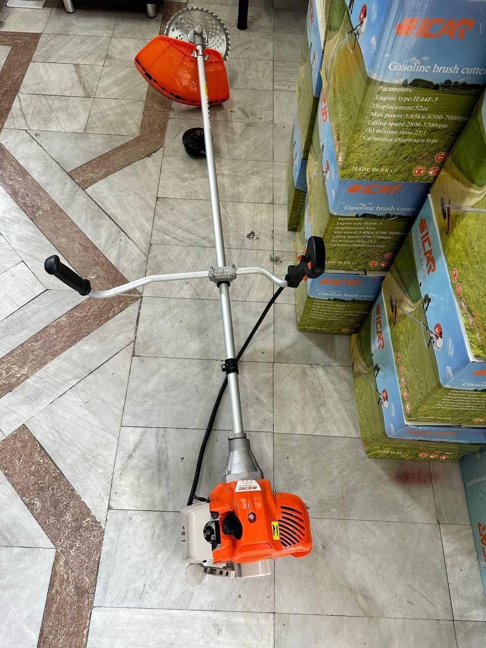 علف زن علفتراش  علفزن هوندا|ماشین‌آلات صنعتی|رشت, توشیبا|دیوار