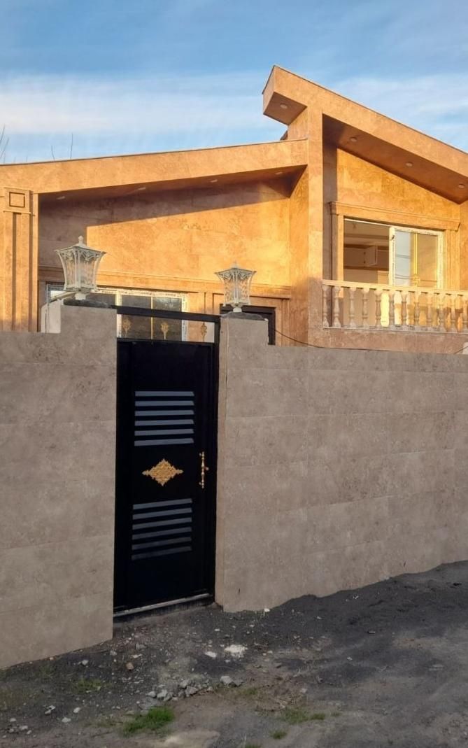 ویلا نوساز ۲۰۰ متری ،شخصی ساز ،مدارک کامل|فروش خانه و ویلا|فریدون‌کنار, |دیوار