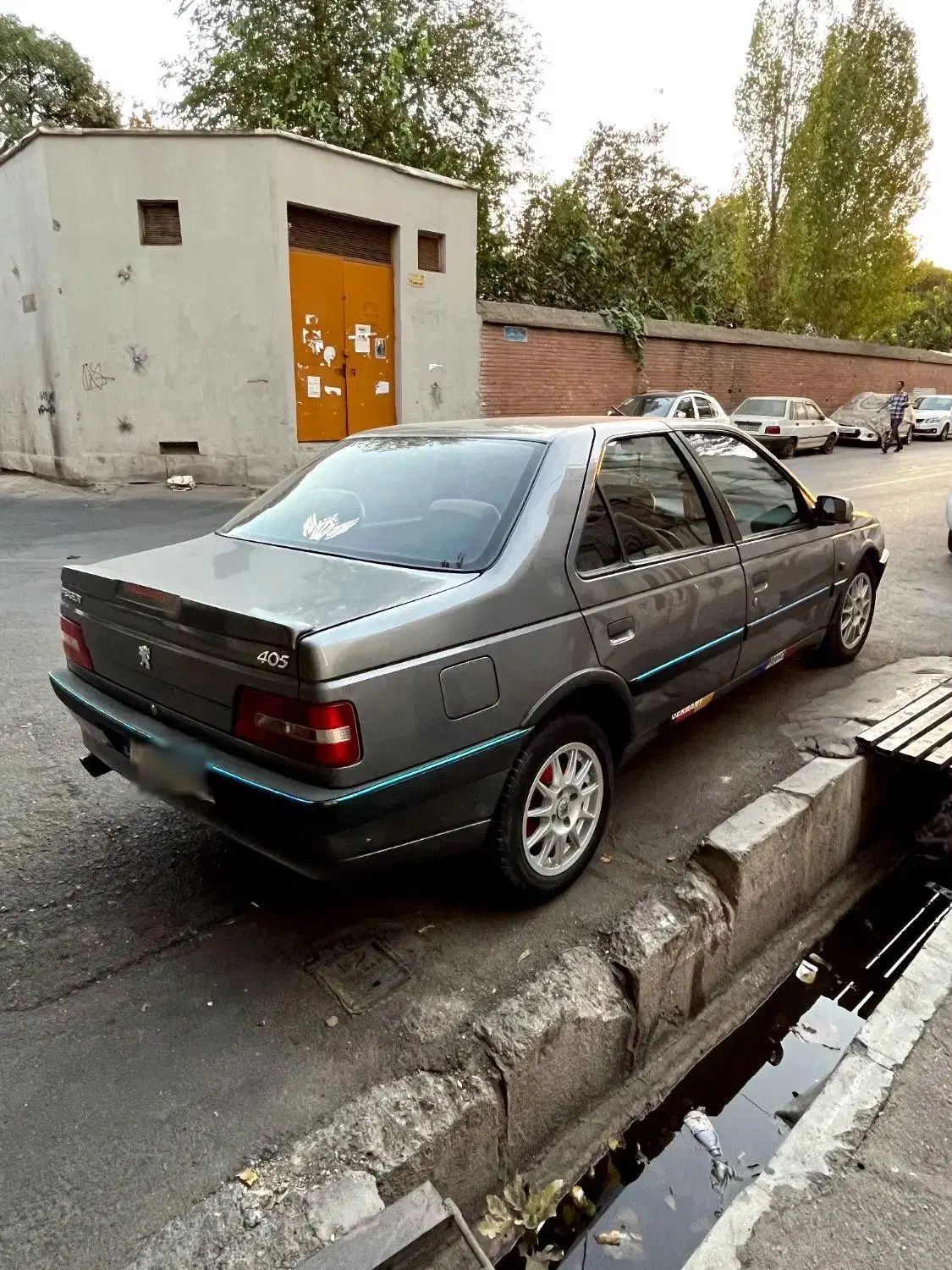 405 slx موتور ۱۸۰۰|خودرو سواری و وانت|تهران, بیسیم|دیوار