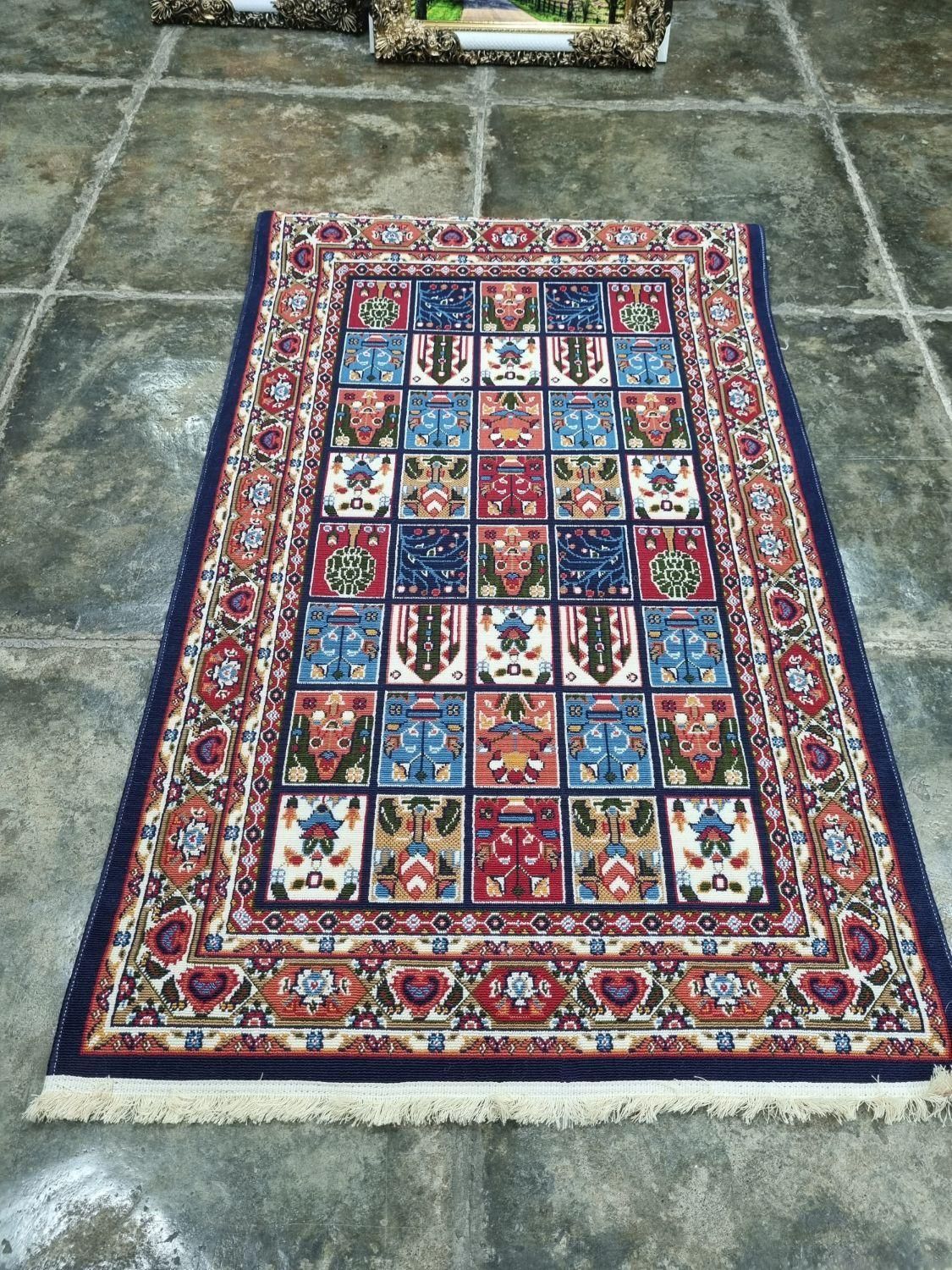 گلیم طرح خشتی|گلیم، جاجیم، گبه|بندر انزلی, گلسرخ|دیوار