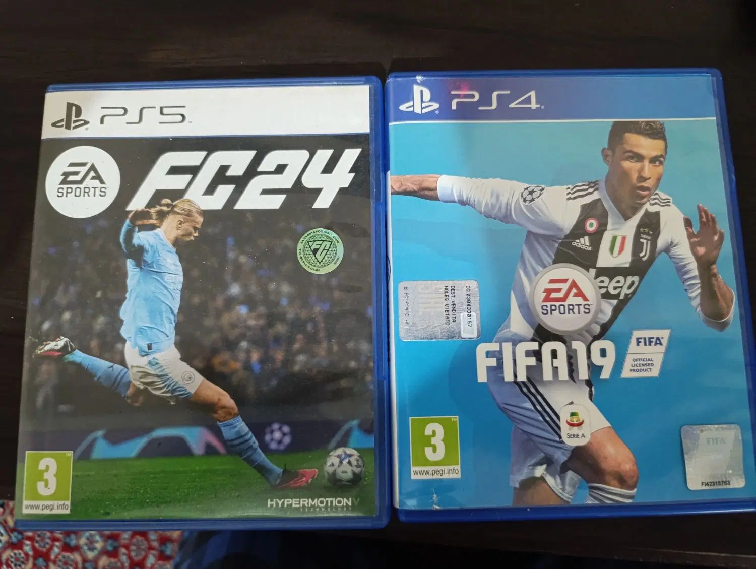 دیسک بازی fc24 و fifa19 برای Ps5|کنسول، بازی ویدئویی و آنلاین|تهران, گلستان (شهرک راه آهن)|دیوار