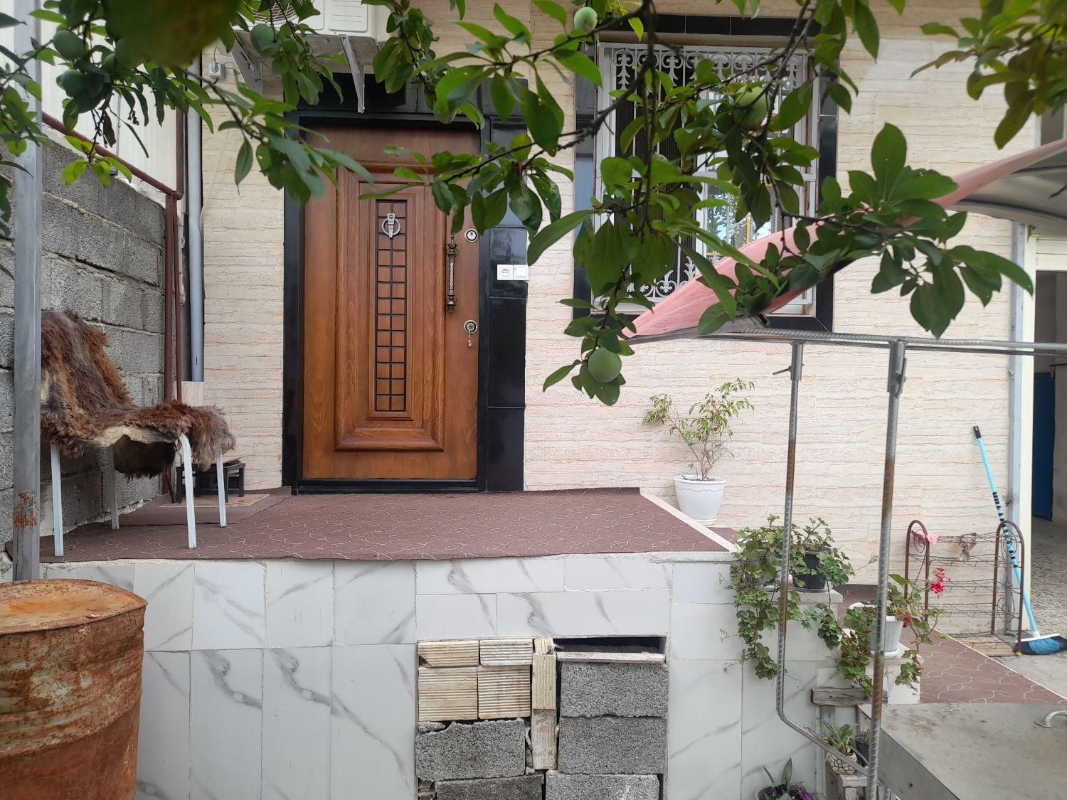 اجاره سوئیت شیک وتمیز دوخواب حیاط دار|اجارهٔ کوتاهمدت آپارتمان و سوئیت|املش, |دیوار