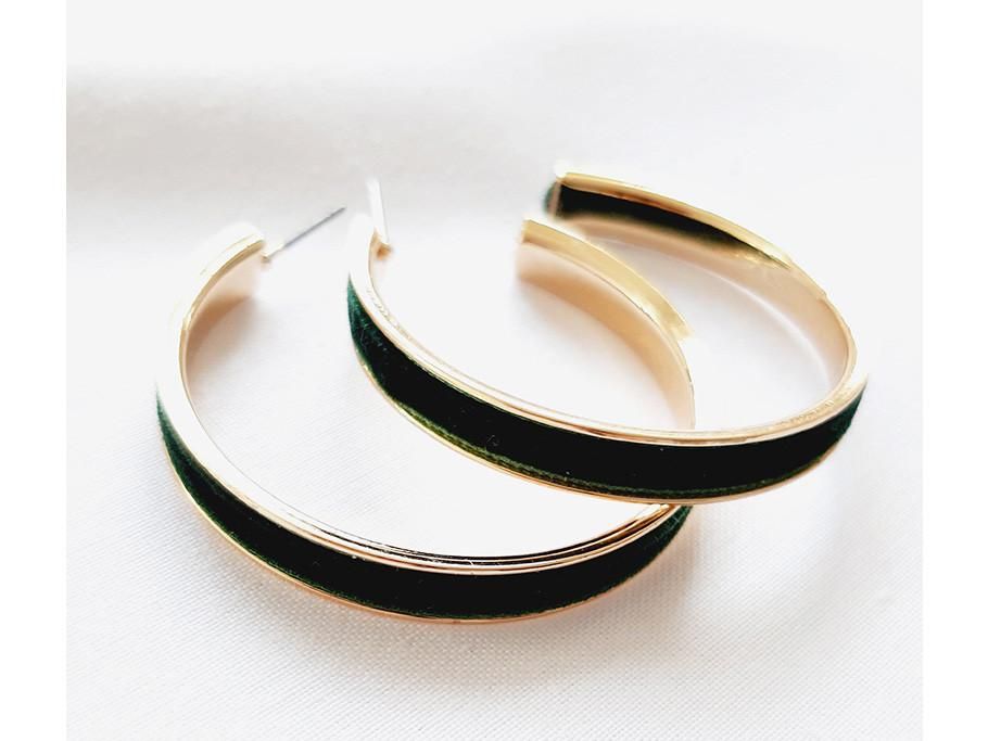 گوشواره نیم حلقه‌ای مخملی سبز، لمسی از طبیعت|بدلیجات|بندرعباس, |دیوار