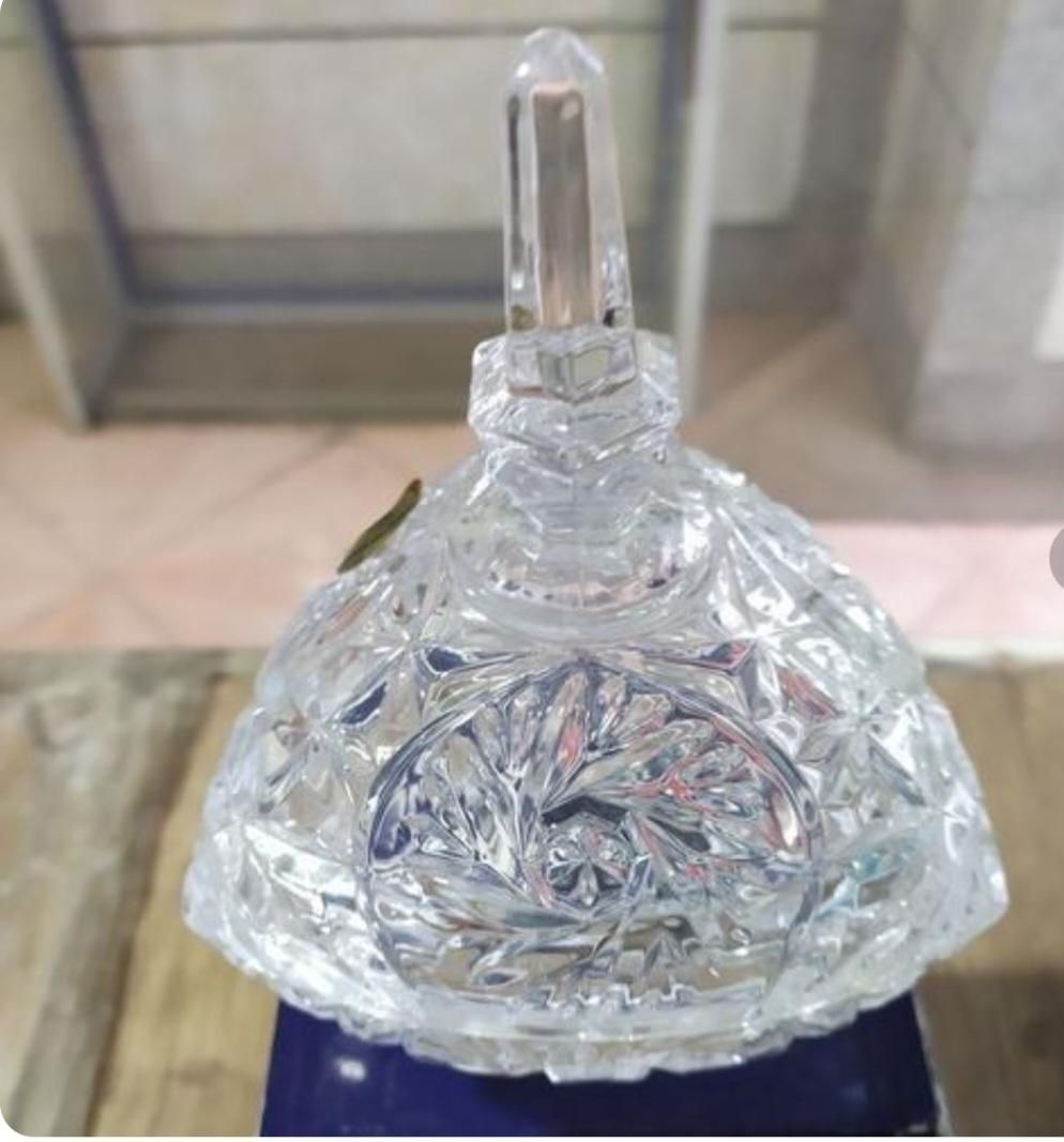 قندان سه پایه مثلث خورشیدی کریستال آلمان|ظروف سرو و پذیرایی|تبریز, |دیوار