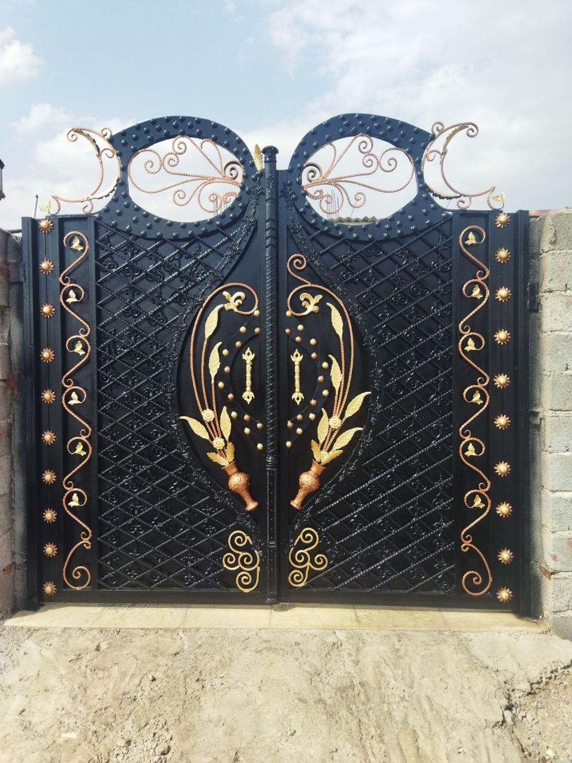 رنگ امیزی ساختمان درب پنجره|خدمات پیشه و مهارت|جیرفت, |دیوار