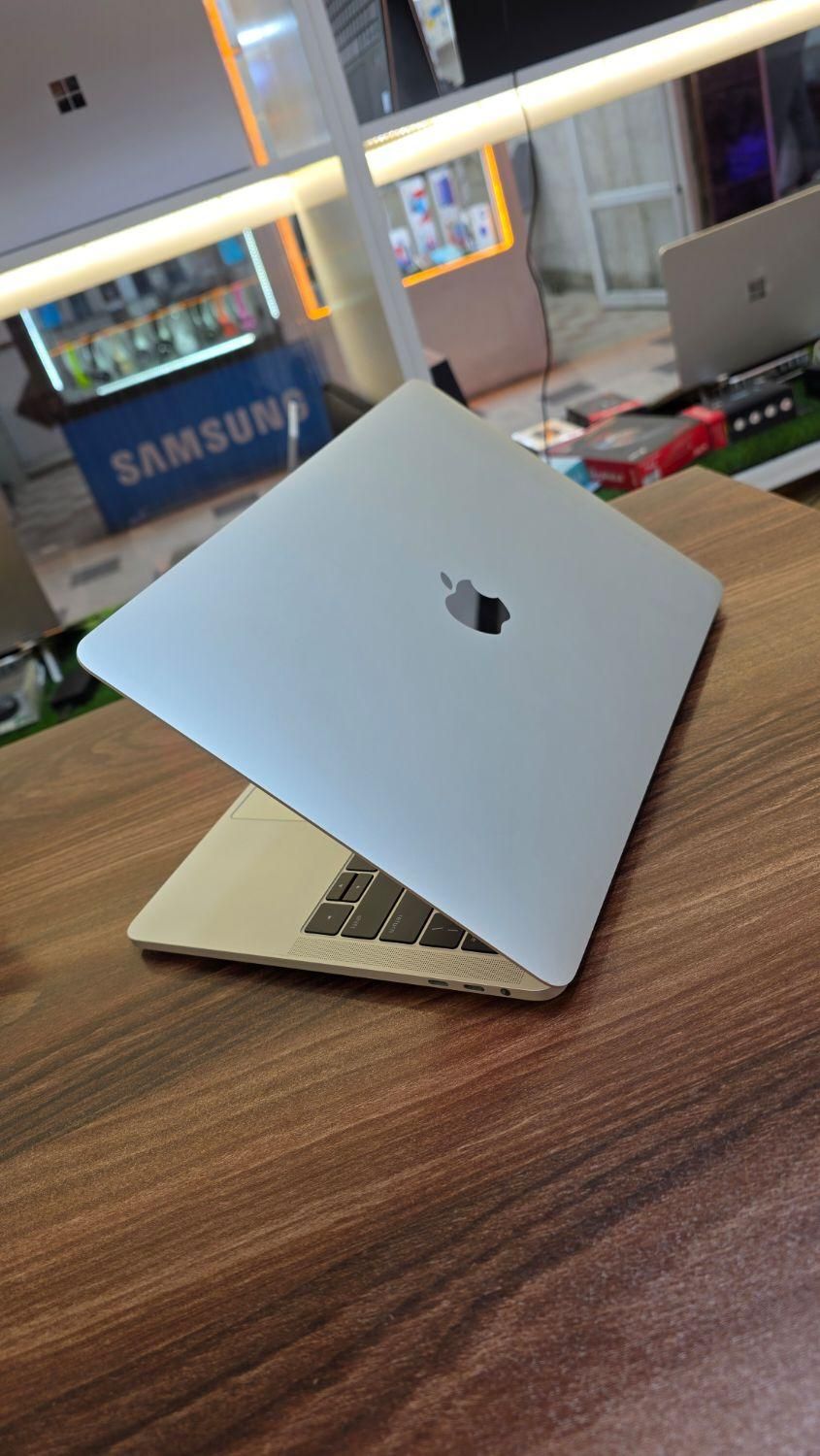 macbook pro 2017 تاچ بار در حد|رایانه همراه|اردبیل, |دیوار