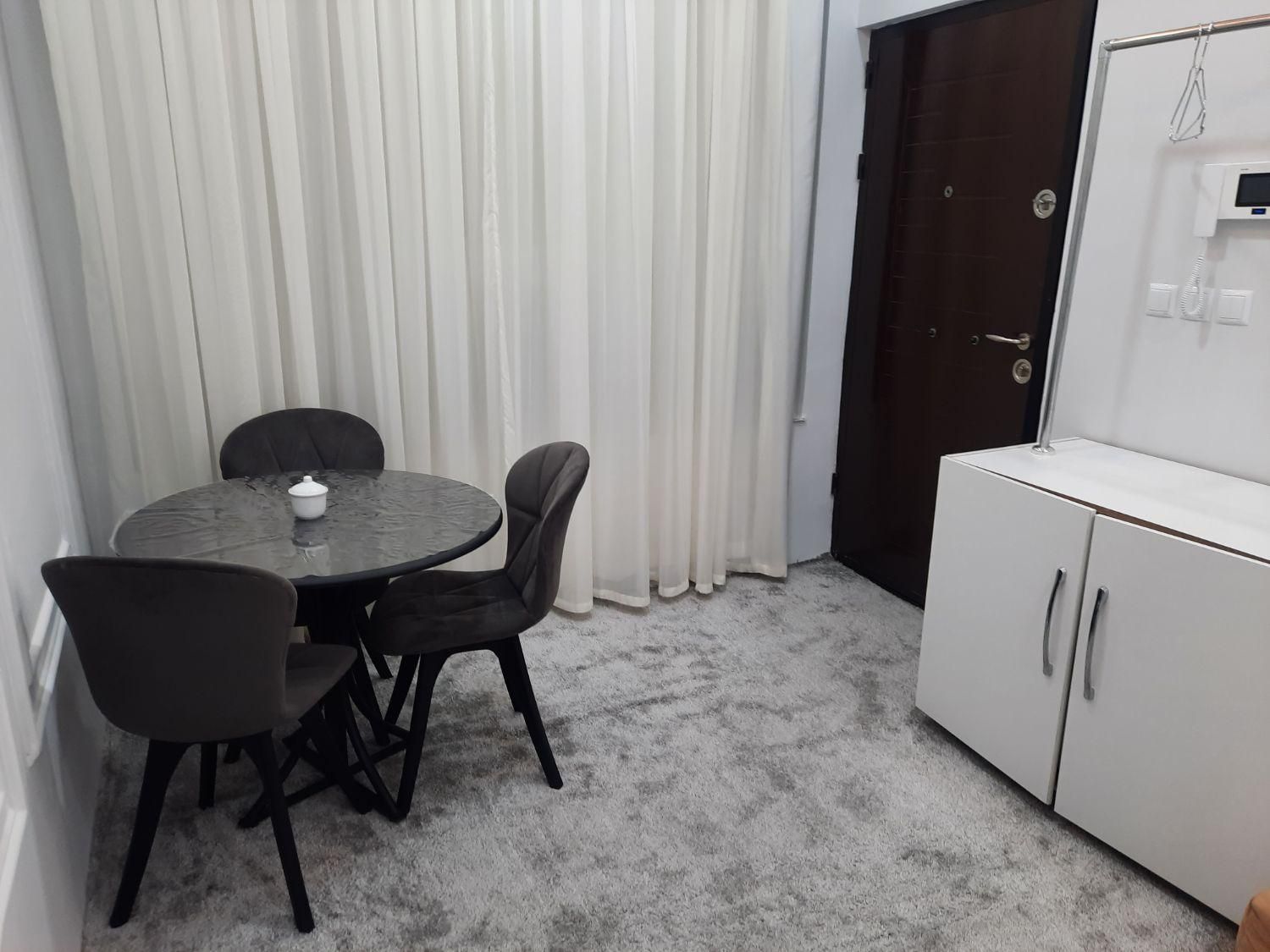 اجاره سوییت شیک مشرف به دریاچه شورابیل|اجارهٔ کوتاه‌مدت آپارتمان و سوئیت|اردبیل, |دیوار