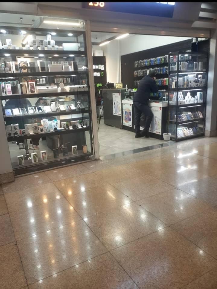 بازار موبایل ایرانیان/سرمایه گذاری/زیر قیمت فوری|فروش مغازه و غرفه|تهران, منیریه|دیوار
