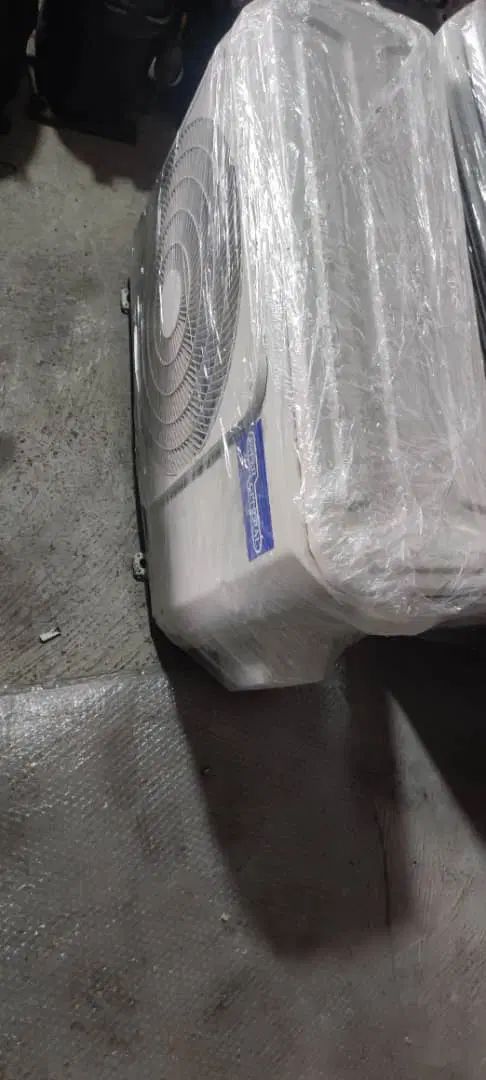کولرگازی کارکرده پنل تک کندانسور تک ۱۲۰۰۰ درحدنو|کولر گازی و فن‌کوئل|تهران, نارمک|دیوار