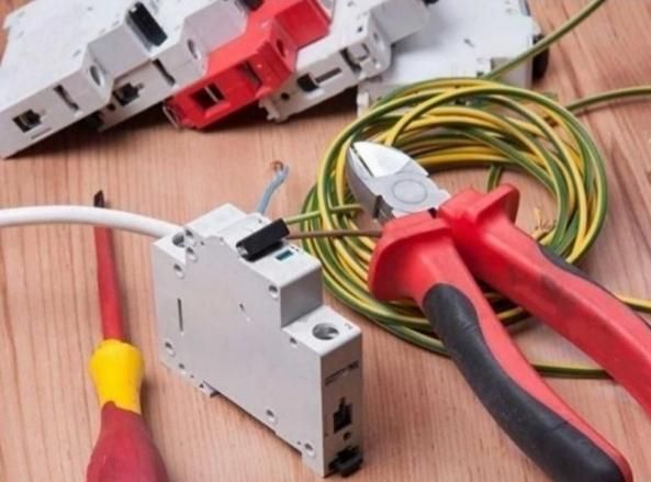 برق کشی ساختمان ، عیب یابی و ...|خدمات پیشه و مهارت|شهرکرد, |دیوار