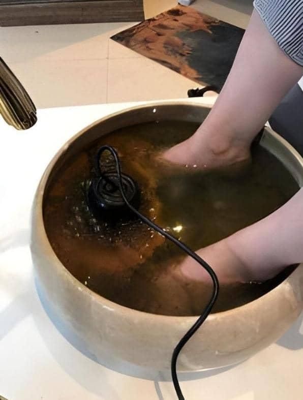 درمان کبدچرب حجامت سردرد سیاتیک فیزیوتراپی لیزر مو|خدمات آرایشگری و زیبایی|تبریز, |دیوار