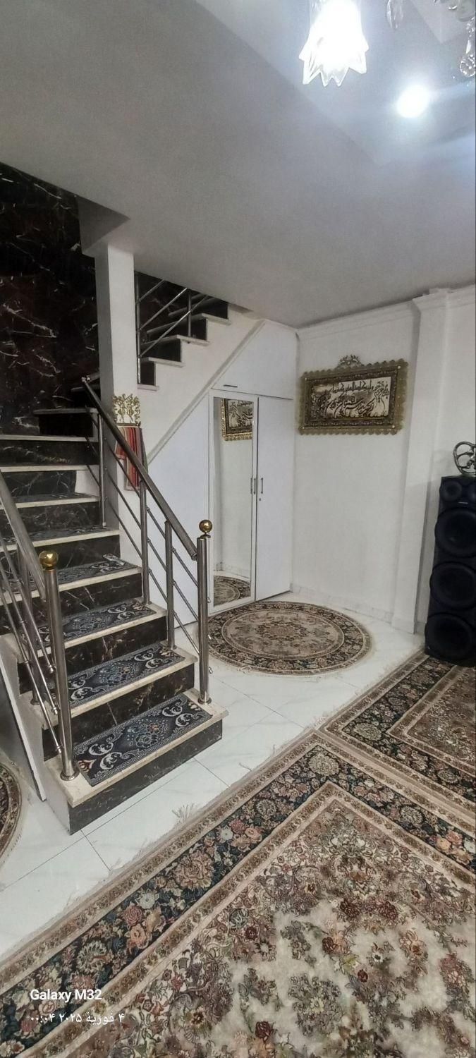 فروش یا معاوضه آپارتمان دوبلکس طبقه آخر ۲ خوابه|فروش آپارتمان|نسیمشهر, |دیوار