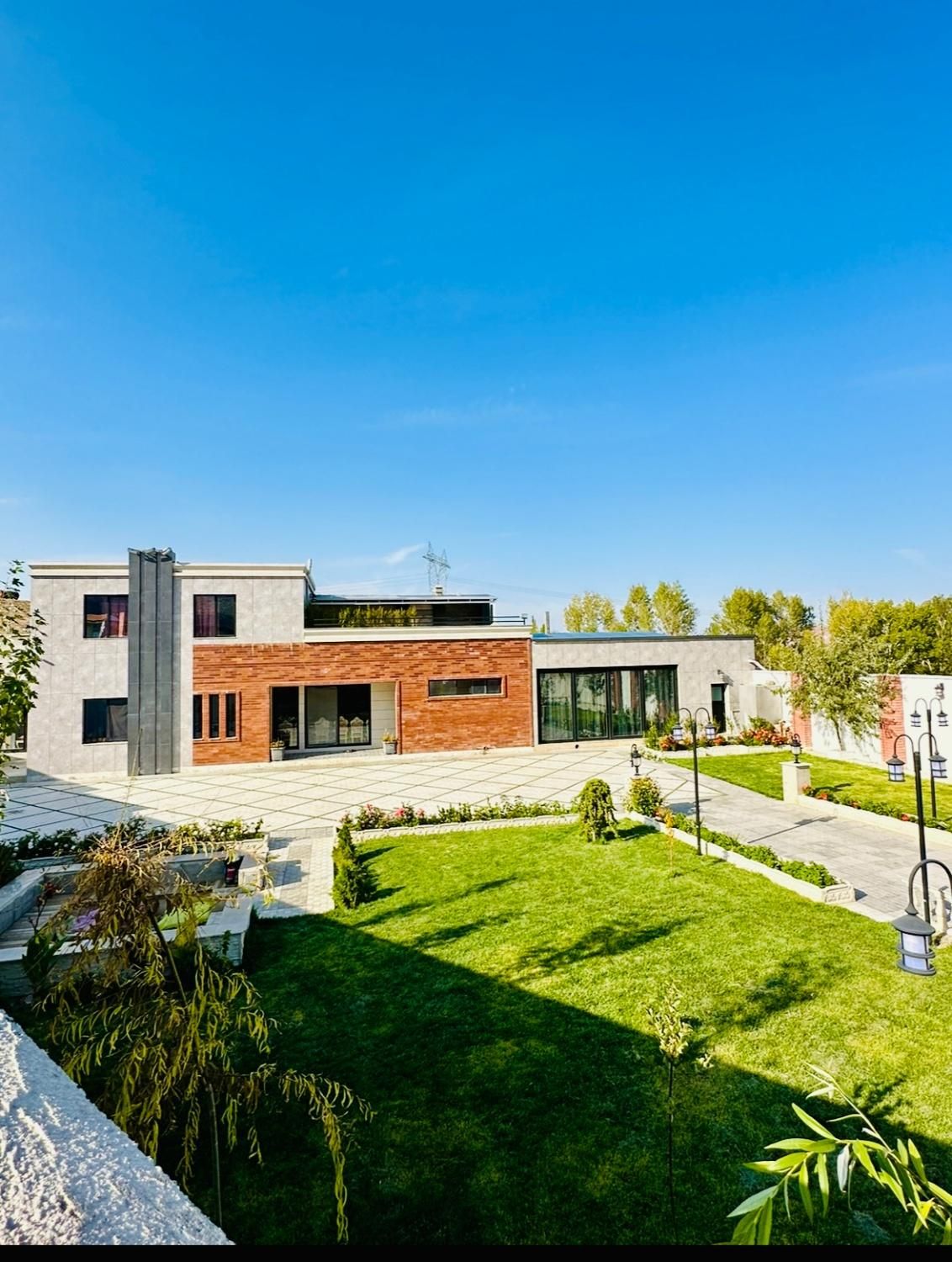 اجاره ویلای لوکس استخردار هروی کاج|اجارهٔ کوتاهمدت ویلا و باغ|باسمنج, |دیوار