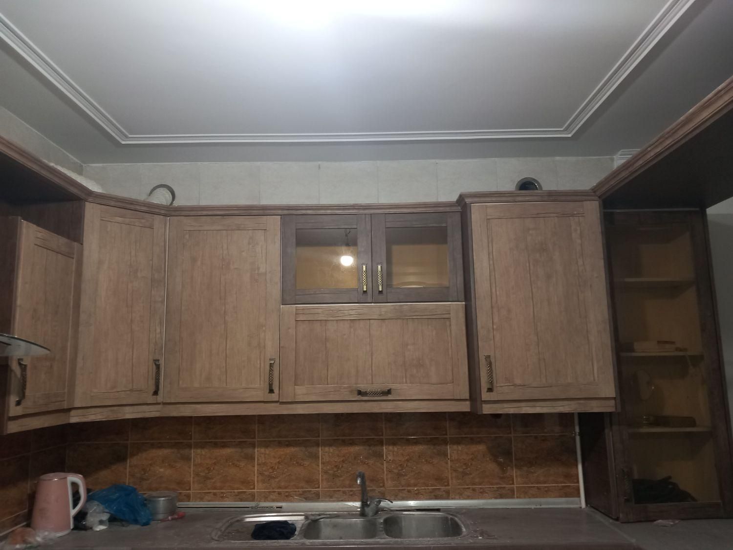 کابینت به همراه سینک و آبچکان وشیر و هود|کتابخانه، شلف، قفسه‌های دیواری|ورامین, |دیوار