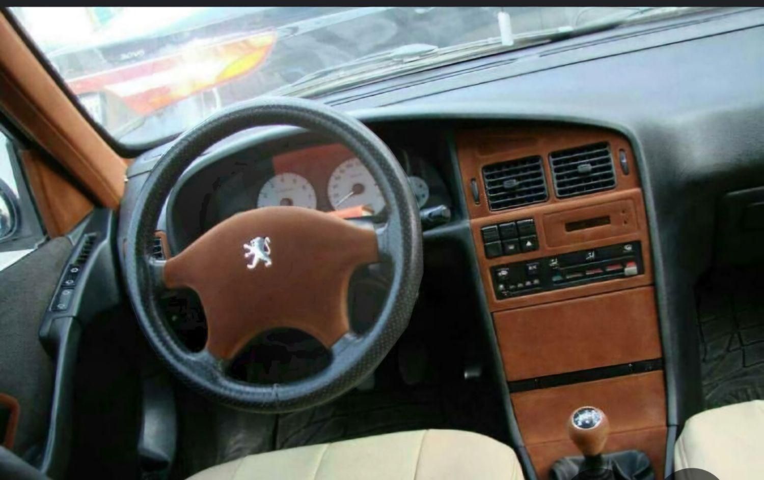 بازسازی داشبورد و رنگ آمیزی‌ترمیم‌ .صندلی‌ورینگ|قطعات یدکی و لوازم جانبی|کرمانشاه, |دیوار