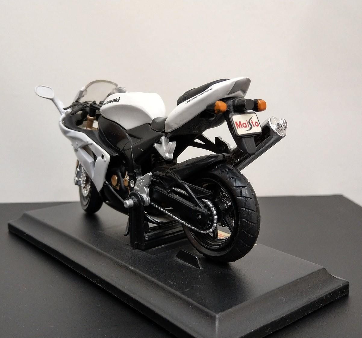 موتور کاوازاکی نینجا Kawasaki Ninja ZX 10R|اسباب‌‌بازی|تهران, نیروی هوایی (پیروزی)|دیوار