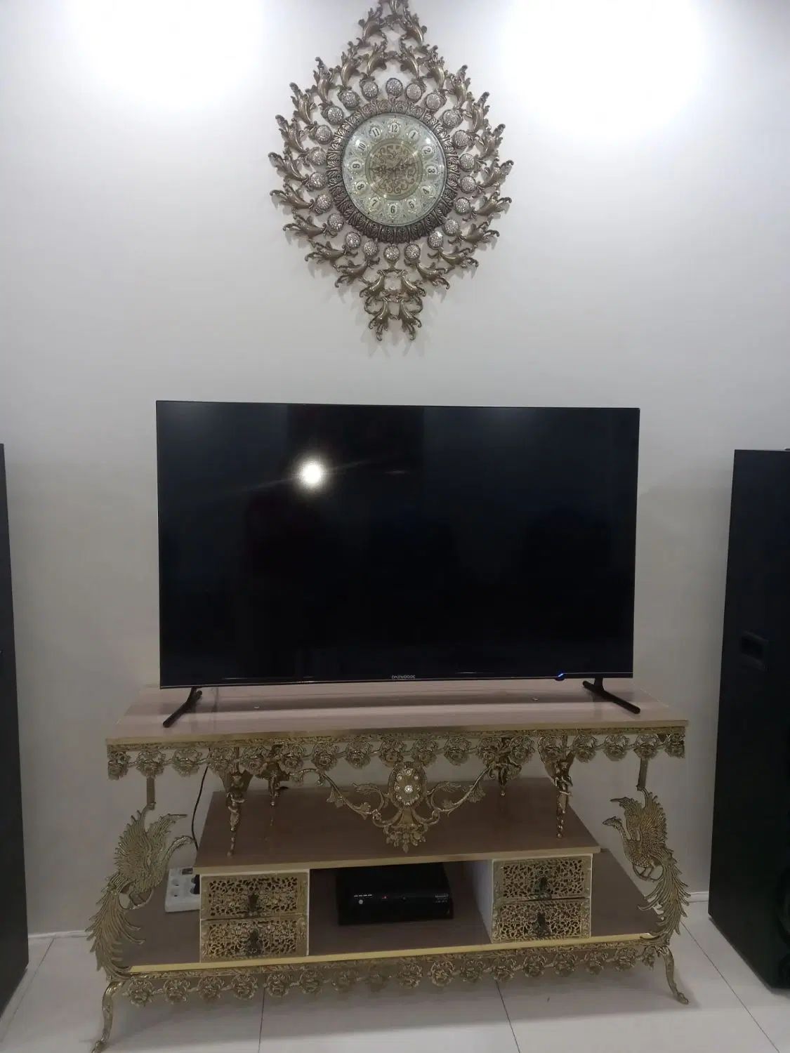 اینه کنسول برنز و ساعت و شمعدان.ساعت و میز برنز|بوفه، ویترین، کنسول|اسلام‌شهر, شهرک مهدیه|دیوار