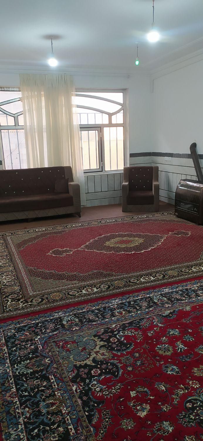 سویت 50قدمی بازار در قلب بازار با پارکینگ|اجارهٔ کوتاه‌مدت آپارتمان و سوئیت|بانه, |دیوار