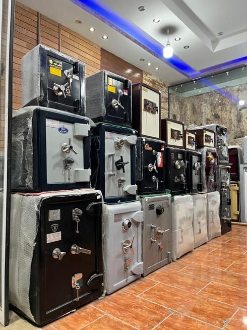 فروشگاه مرکزی گاوصندوق کاوه و ایران کاوه(گاو صندوق|ابزارآلات|یزد, |دیوار