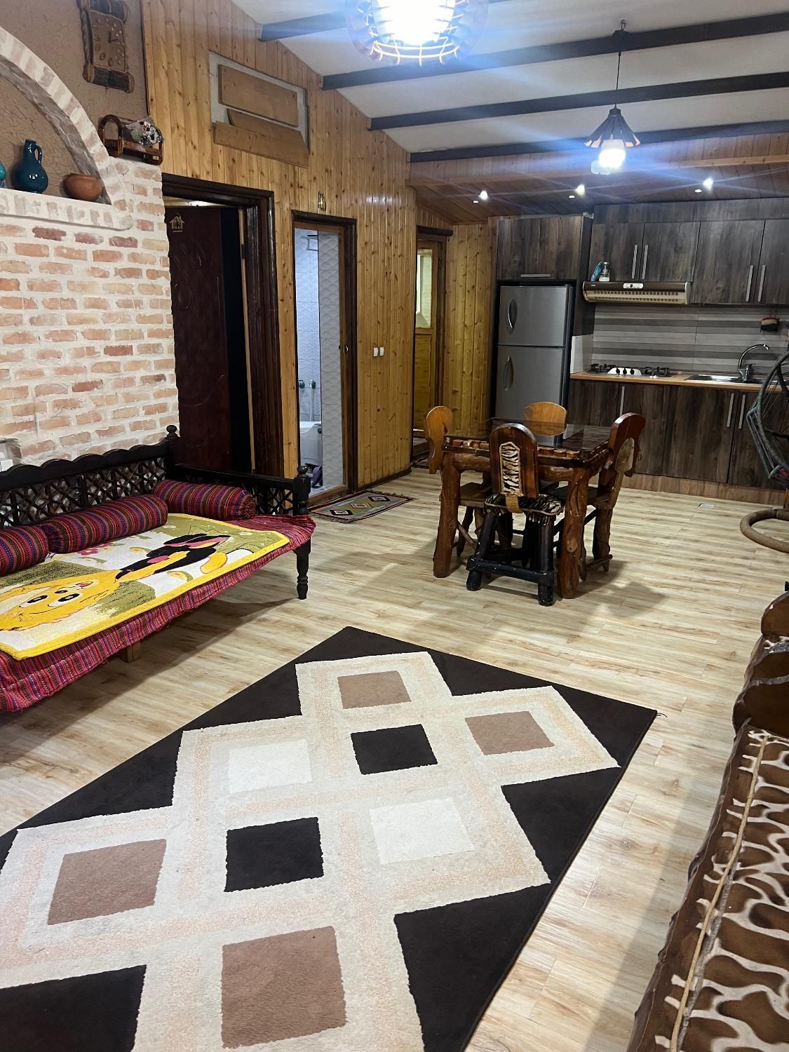 ویلادوخواب چوبی باجکوزی|اجارهٔ کوتاه‌مدت آپارتمان و سوئیت|فریدون‌کنار, |دیوار