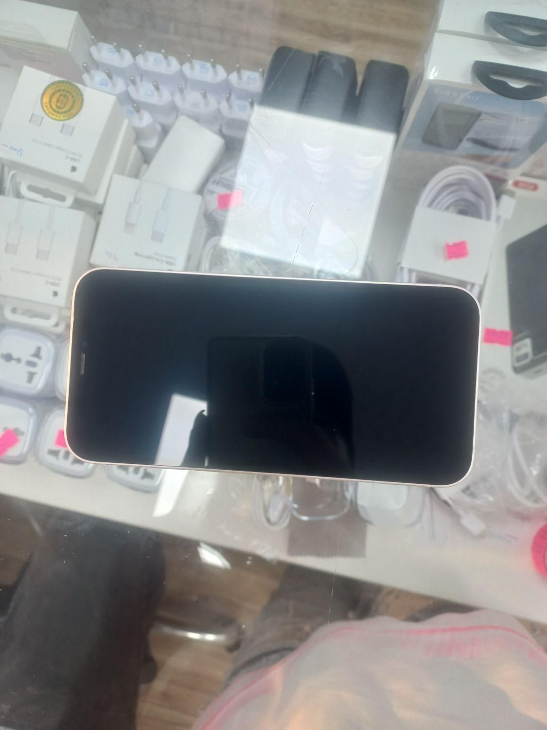 اپل iPhone 12 با حافظهٔ ۱۲۸ گیگابایت|موبایل|تهران, شهرک طالقانی|دیوار
